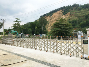 Sửa chữa Cổng Xếp Ở Bình Dương 