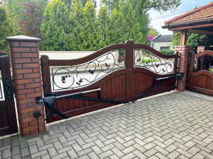 Motor cánh tay đòn tại Lâm Đồng 