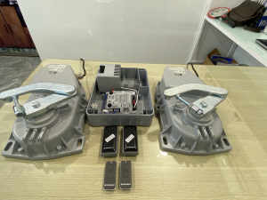 Sửa Chữa Cổng Xếp ở HCM 