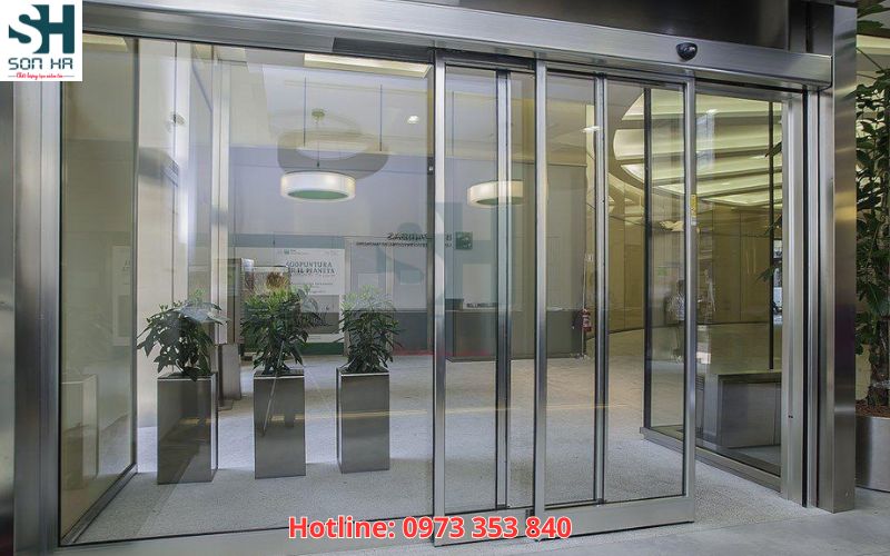 Cửa trượt xếp lớp tự động